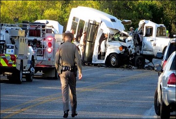 امریکا: ٹریفک حادثے میں13ہلاک،ڈرائیور ٹیکسٹ کر رہا تھا